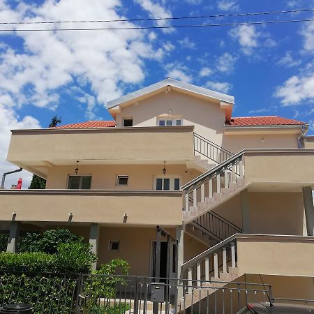 Apartmani Beljkas تيفات المظهر الخارجي الصورة