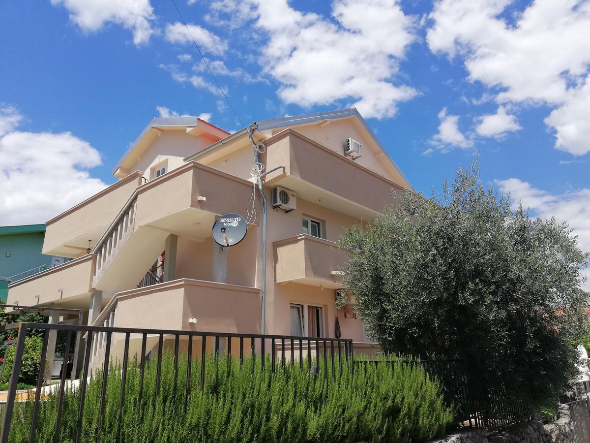 Apartmani Beljkas تيفات المظهر الخارجي الصورة