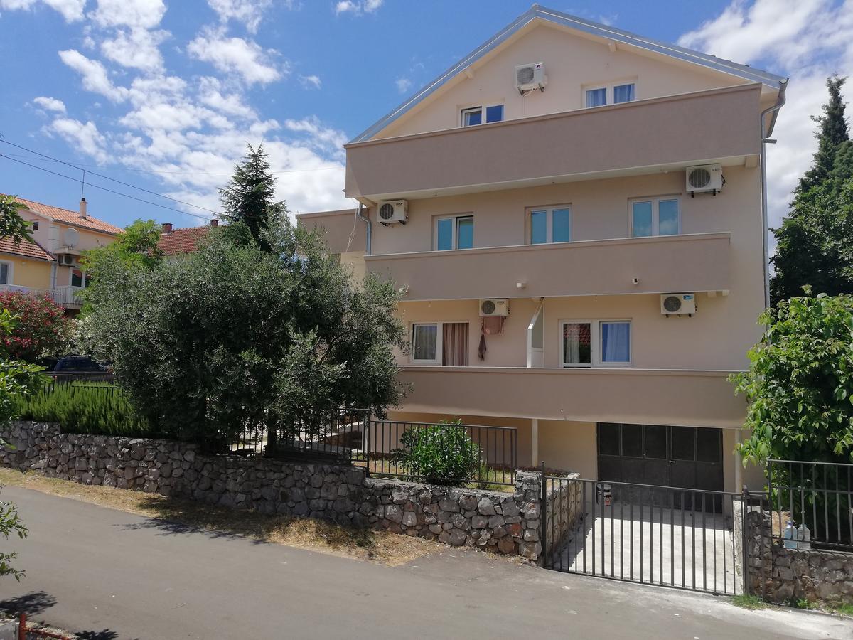 Apartmani Beljkas تيفات المظهر الخارجي الصورة
